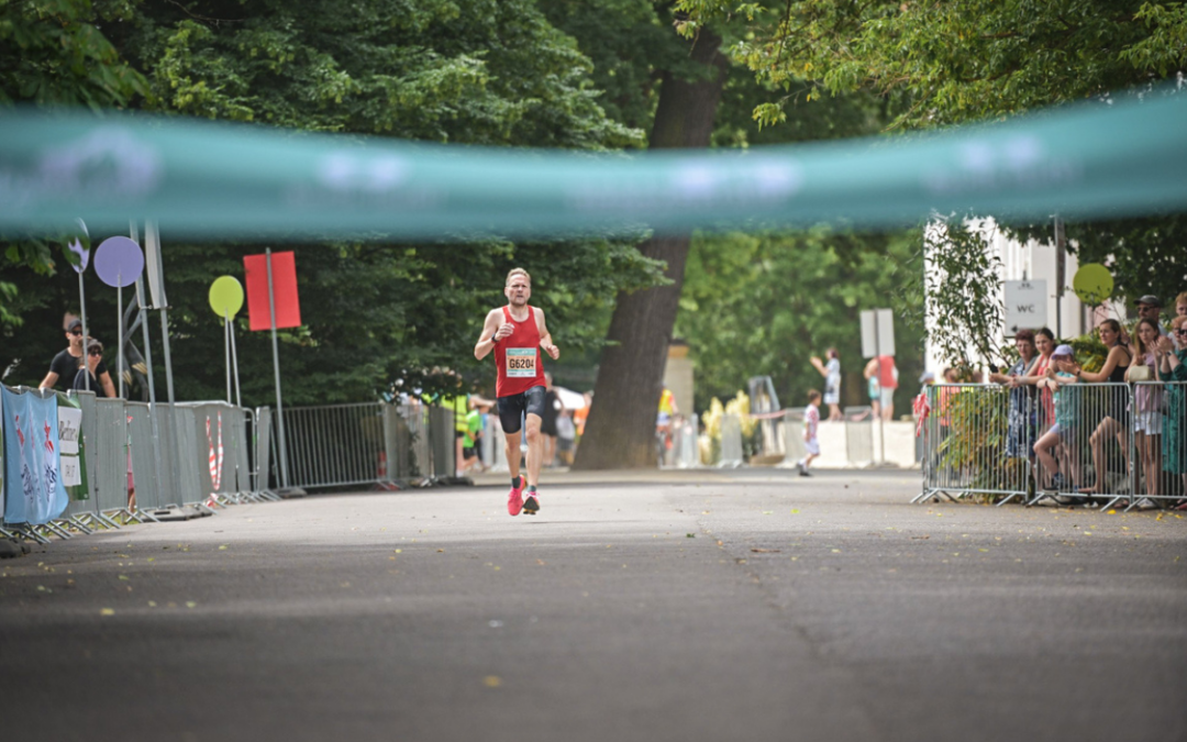 Startunterlagenausgabe bei Decathlon am Alexanderplatz