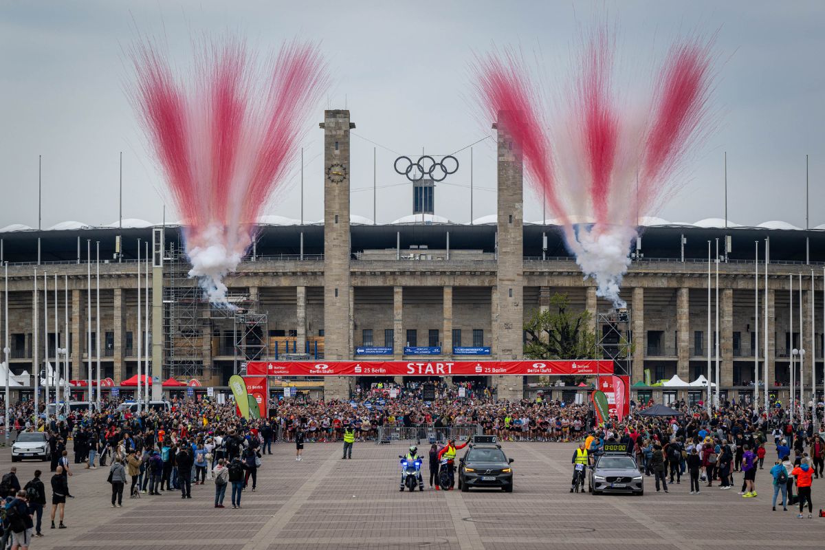 Esther Yeko und Nikki Johnstone siegen beim S 25 Berlin – Bundesaußenminister Wadephul überrascht mit super Zeit